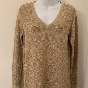 89th & Madison gold metallic lurex long v neck top